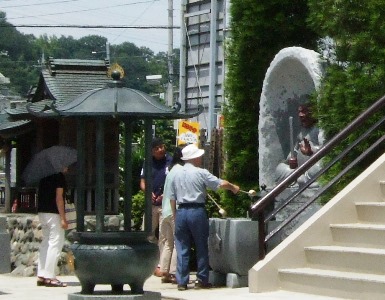 真明寺　水かけ閻魔様